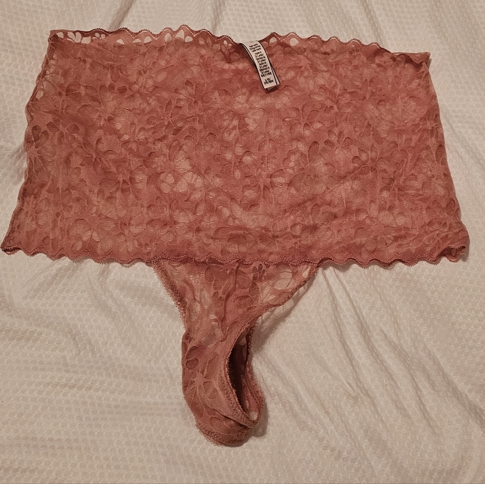 VICTORIA'S SECRET Large Lace High-Waist Thong NWT
